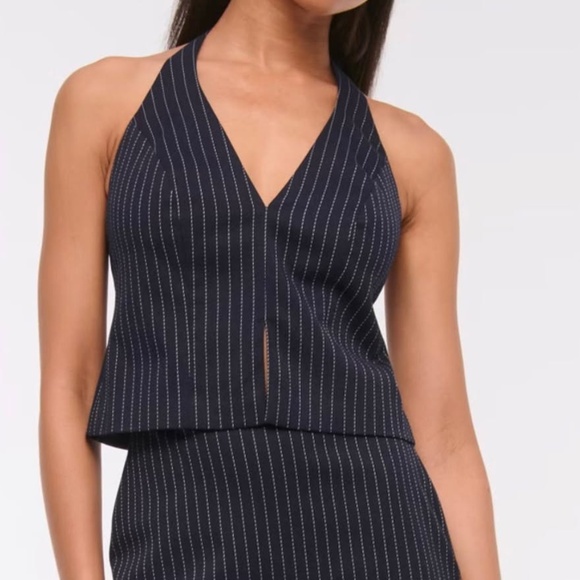 Top / neck vest / halter top - Picture 4 of 4